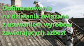 Dach budynku pokryty azbestem 