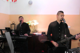 Zespół muzyczny podczas występu 