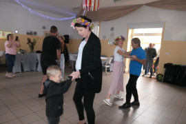 Osoby podczas tańca 