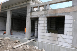 Mury budynku - obiekt w trakcie budowy
