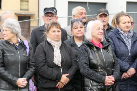 Grupa osób - uczestników spotkania w Strzałkowie 