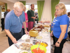 Stoisko wystawiennicze z jedzeniem 