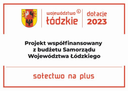 Plakat informujący o realizacji projektu "Sołectwo na Plus"