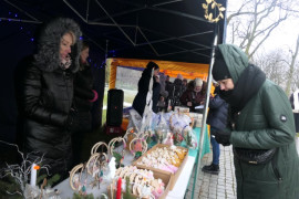 Stoisko na kiermaszu bożonarodzeniowym 