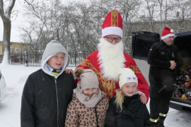 Mikołaj i dzieci 