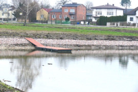 Pomost na stawie
