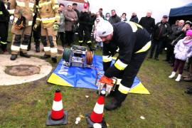 Strażak podczas konkurencji