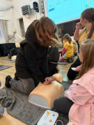 Szkolenie z zakresu pierwszej pomocy przedmedycznej. Szkolenie na fantomach 