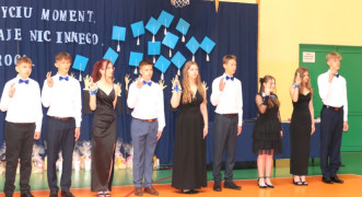 Grupa uczniów