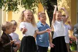 Dzieci podczas występu